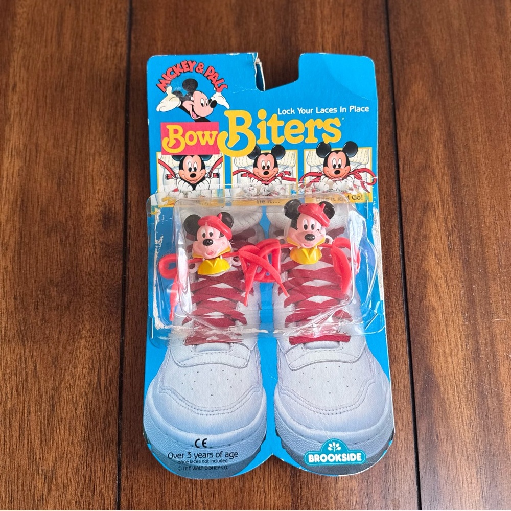 Vintage‎ Disney 1989 Brookside Hollywood Mickey Bow Biters